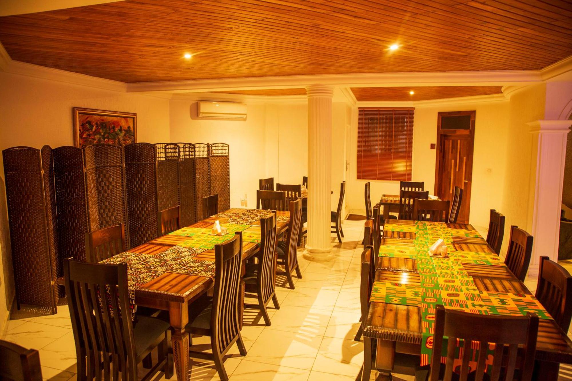 The Haven Boutique Hotel Кумаси Экстерьер фото